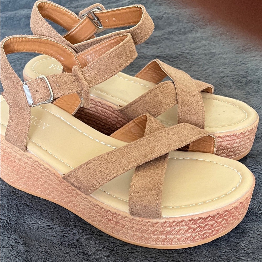 Fashion Bug Tan Wedge Sandals